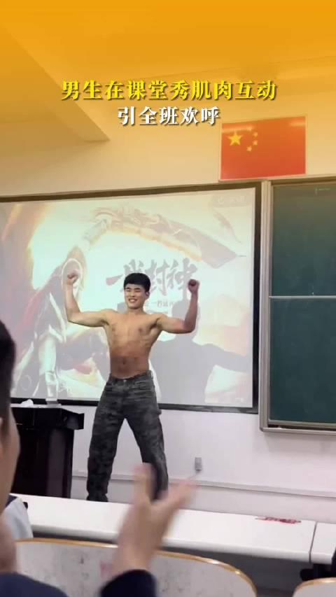 综审神者今天也在满世界找刀