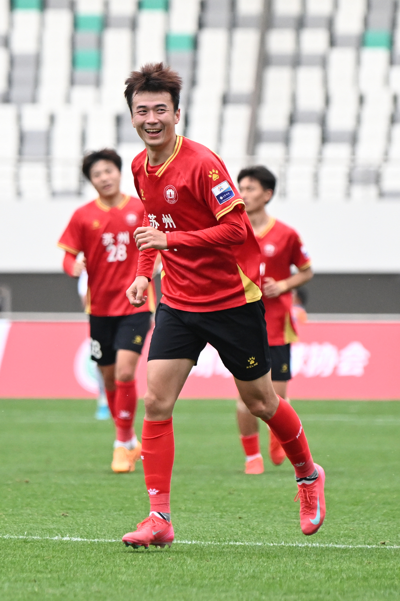 转会期足总杯传出新动向，北京首钢造点机会，管理层表态——压力陡增，临场指挥获称赞(足总杯重要程度)