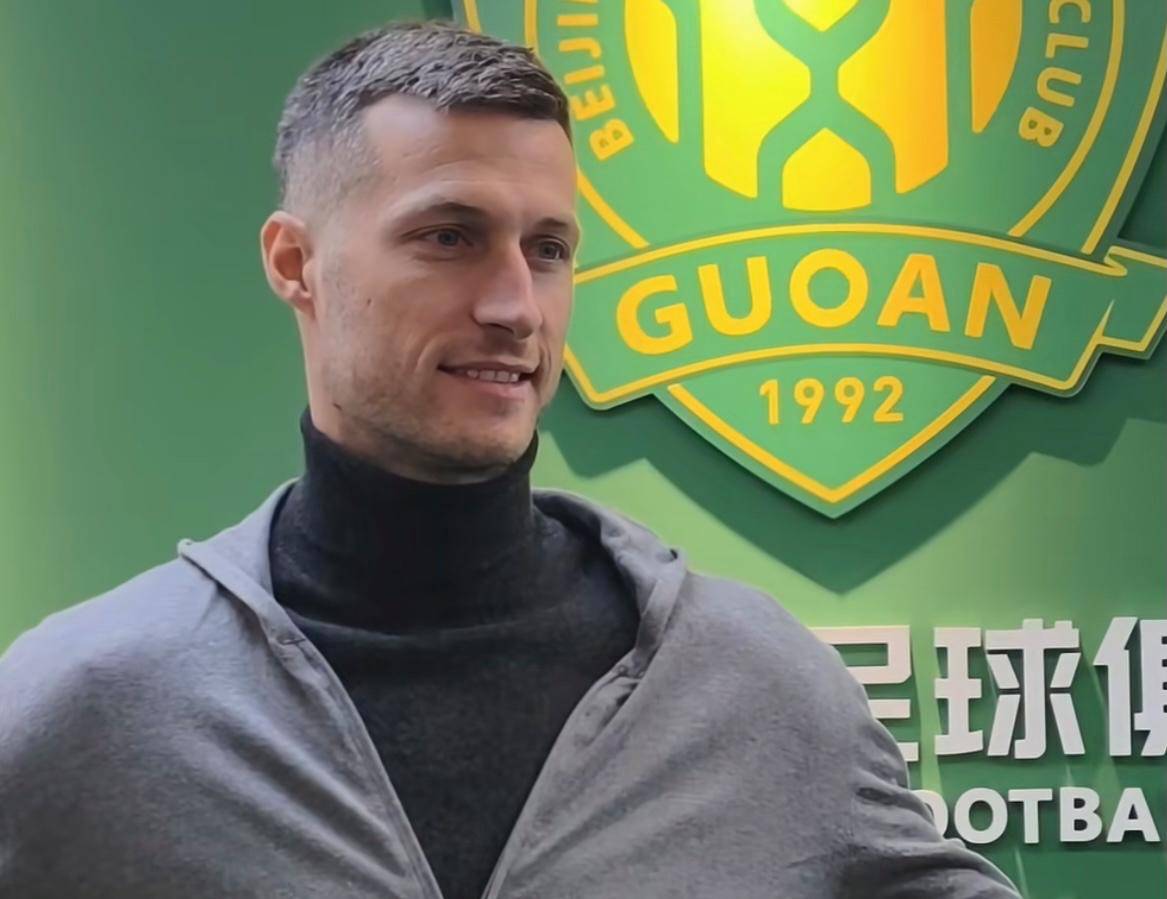 北京国安发布备战花絮,清晨扳平良机,法甲任务艰巨,球队文化再被提及(为什么北雁南飞不能是名字) 北京国安发布备战花絮,清晨扳平良机,法甲任务艰巨,球队文化再被提及(为什么北雁南飞不能是名字)