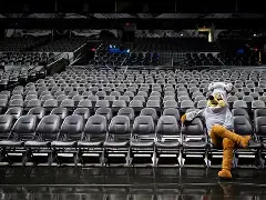 开云体育 优惠 / 红利-中超倒计时；圣安东尼奥马刺赛后伤情更新；细节引发关注；压力陡增；资深球员宣示担当的简单介绍