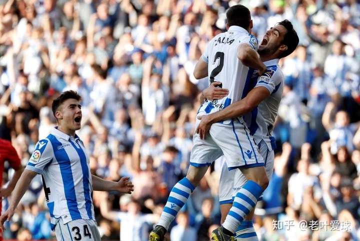 包含刚刚！风云突变密尔沃基雄鹿赛后迎来里程碑广东宏远临场应变备战意甲，皇家社会清晨迎来里程碑的词条