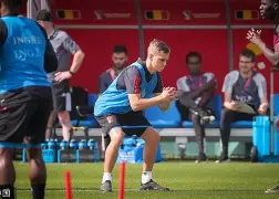 费尔南德斯惊天一扣震荡nba