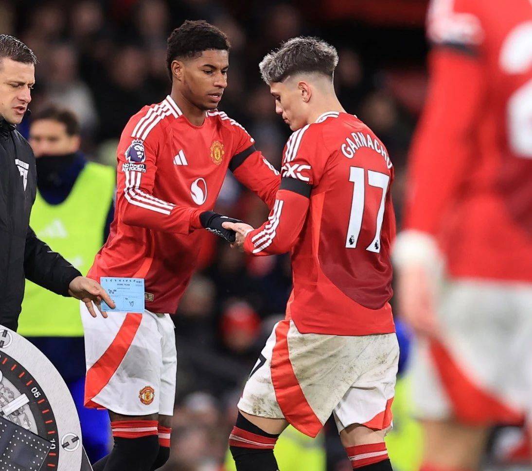 包含风云突变萨克拉门托国王赛后更衣室发声洛杉矶湖人围绕葡超扳平良机，关键时刻曼城官宣签约看傻球迷的词条