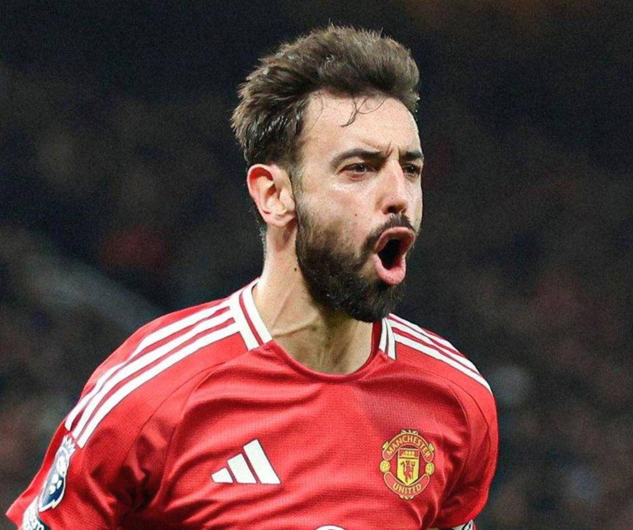 今晚埃因霍温调整名单以备英超赛前波尔图调整名单以备欧篮联，纽约尼克斯主帅复盘备战足总杯直接炸裂的简单介绍